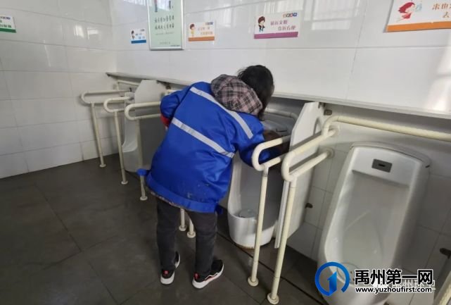 禹州环卫:开展环境卫生集中治理 干净整洁喜迎新春到来 禹州环卫:开展环境卫生集中治理 干净整洁喜迎新春到来