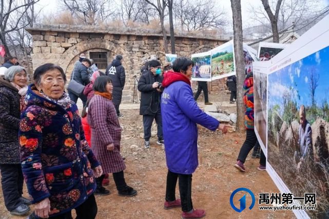 禹州市摄影家协会“文化惠民,温暖禹州”慰问活动 禹州市摄影家协会“文化惠民,温暖禹州”慰问活动