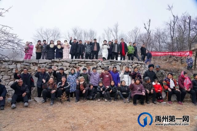 禹州市摄影家协会“文化惠民,温暖禹州”慰问活动 禹州市摄影家协会“文化惠民,温暖禹州”慰问活动