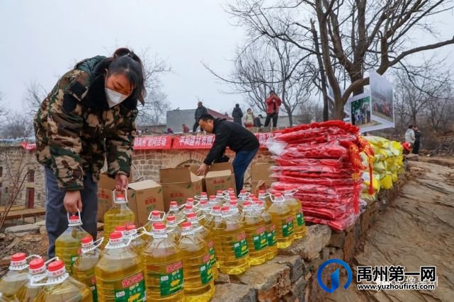 禹州市摄影家协会“文化惠民,温暖禹州”慰问活动 禹州市摄影家协会“文化惠民,温暖禹州”慰问活动