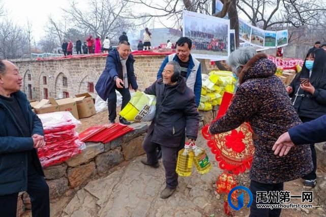 摄影拜年、烙馍比赛,这个村里真热闹! 摄影拜年、烙馍比赛,这个村里真热闹!