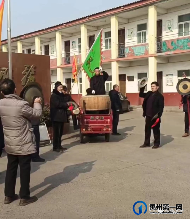 民俗表演庆元宵--禹州各地多彩民俗活动精彩粉呈(下) 民俗表演庆元宵--禹州各地多彩民俗活动精彩粉呈(下)