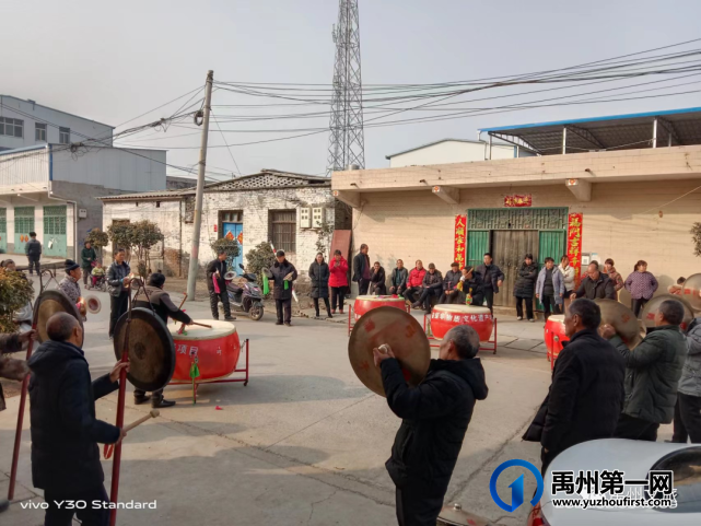 民俗表演庆元宵--禹州各地多彩民俗活动精彩粉呈(下) 民俗表演庆元宵--禹州各地多彩民俗活动精彩粉呈(下)