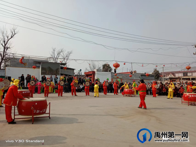 民俗表演庆元宵--禹州各地多彩民俗活动精彩粉呈(下) 民俗表演庆元宵--禹州各地多彩民俗活动精彩粉呈(下)