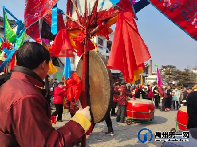 赏民俗、猜灯谜,神垕古镇的元宵节是这样的... 赏民俗、猜灯谜,神垕古镇的元宵节是这样的...