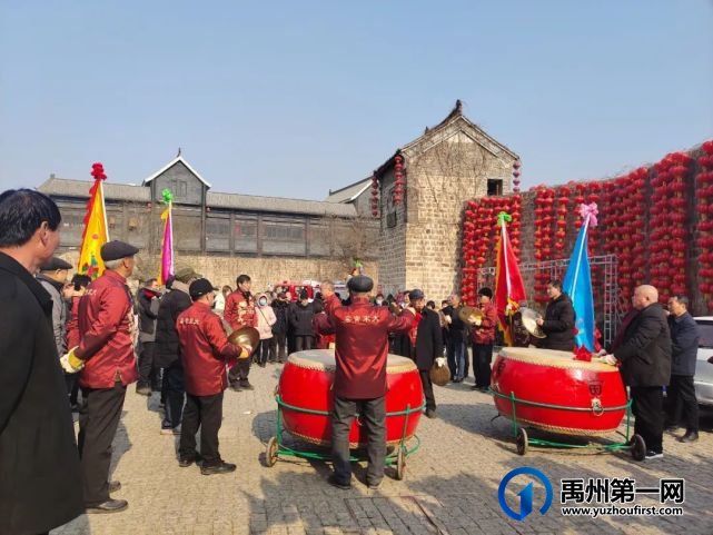 赏民俗、猜灯谜,神垕古镇的元宵节是这样的... 赏民俗、猜灯谜,神垕古镇的元宵节是这样的...