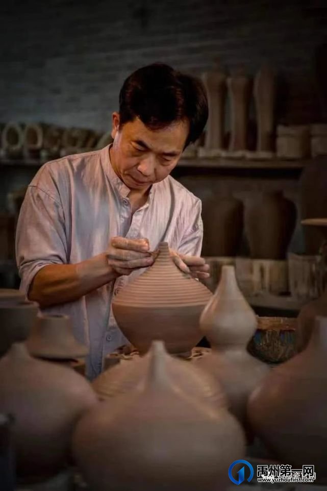 第五批享受省政府特殊津贴人员名单公布 钧瓷行业一人获荣 第五批享受省政府特殊津贴人员名单公布 钧瓷行业一人获荣