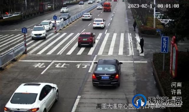 禹州斑马线前不礼让行人?曝光!(第五十五期) 禹州斑马线前不礼让行人?曝光!(第五十五期)