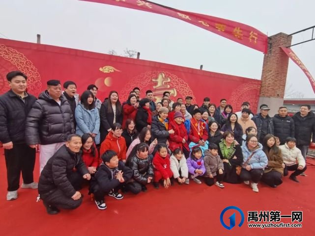 禹州火龙这位100岁退伍老兵的祝寿现场!感动无数禹州人! 禹州火龙这位100岁退伍老兵的祝寿现场!感动无数禹州人!