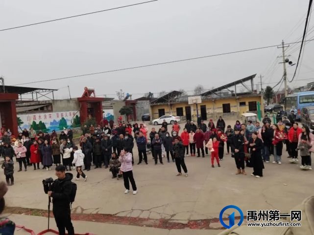 禹州火龙这位100岁退伍老兵的祝寿现场!感动无数禹州人! 禹州火龙这位100岁退伍老兵的祝寿现场!感动无数禹州人!