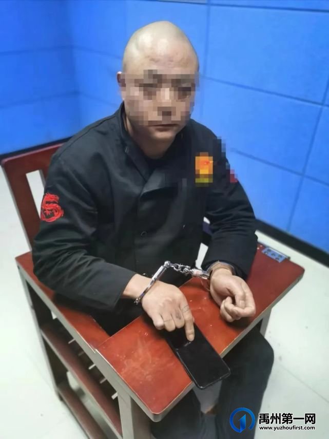 禹州刑警抓了个“夺”手机的 禹州刑警抓了个“夺”手机的