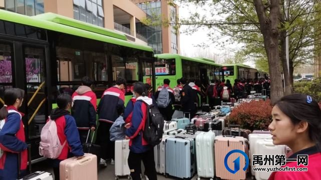 禹州定制服务让家长和学校安心的“周末护学公交”专线 禹州定制服务让家长和学校安心的“周末护学公交”专线