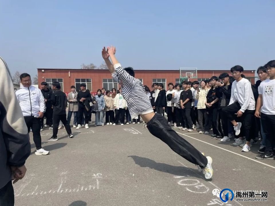 多图直击禹州南区学校春季趣味运动会超燃瞬间 多图直击禹州南区学校春季趣味运动会超燃瞬间