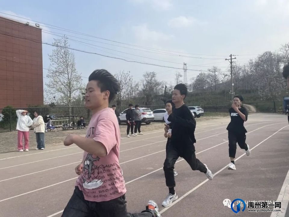 多图直击禹州南区学校春季趣味运动会超燃瞬间 多图直击禹州南区学校春季趣味运动会超燃瞬间