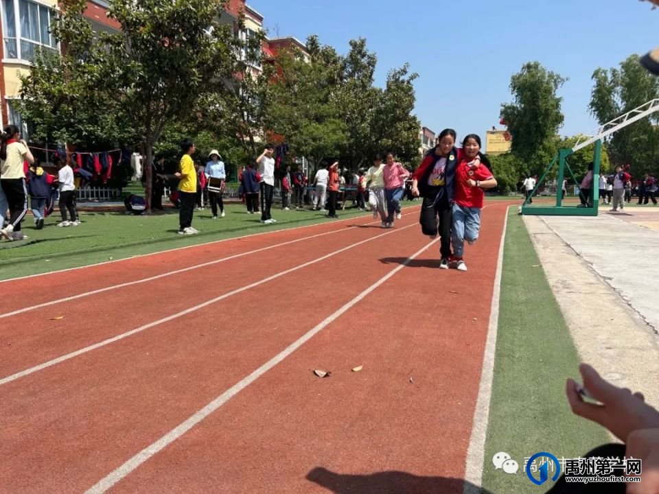 禹州市春蕾学校2023年春季田径运动会活动纪实 禹州市春蕾学校2023年春季田径运动会活动纪实