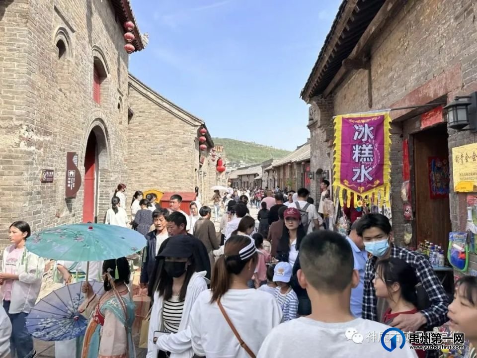 禹州神垕古镇景区2023年“五一”小长假接待工作圆满结束! 禹州神垕古镇景区2023年“五一”小长假接待工作圆满结束!