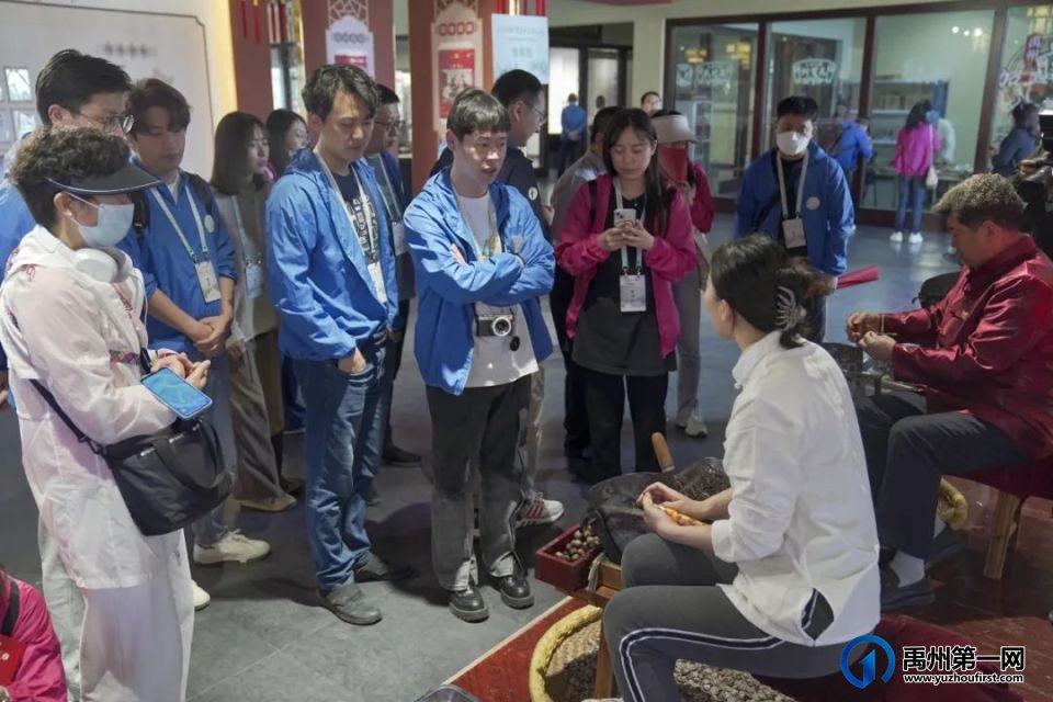 寻香而来!全国各地的记者齐聚“药都”禹州 寻香而来!全国各地的记者齐聚“药都”禹州