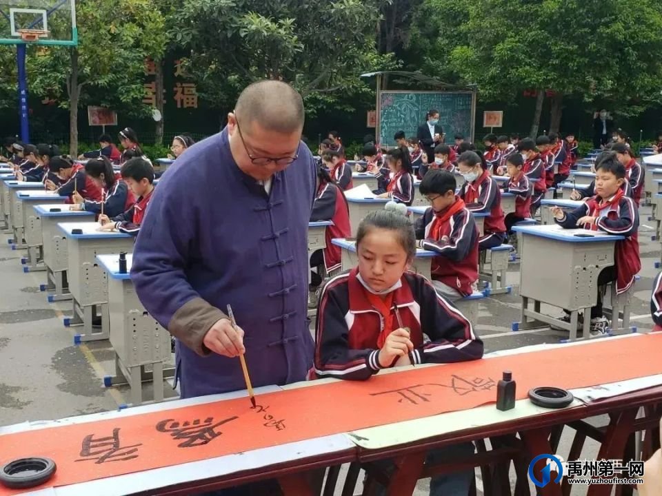 禹州市各学校以多种文化艺术活动丰富学生校园生活 禹州市各学校以多种文化艺术活动丰富学生校园生活
