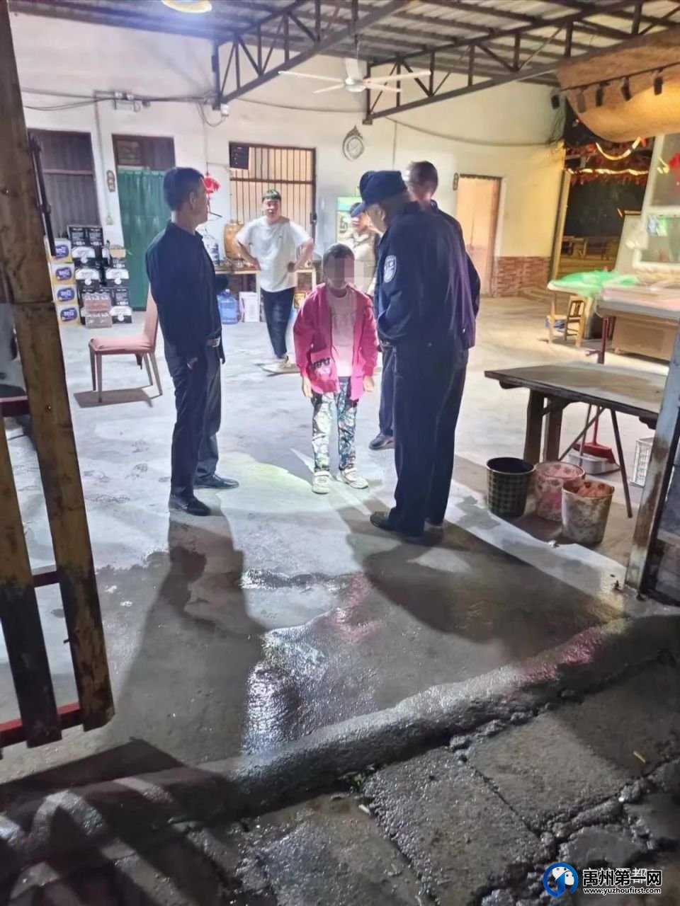 禹州8岁女孩儿赌气离家出走,风雨夜藏身桥洞 禹州8岁女孩儿赌气离家出走,风雨夜藏身桥洞