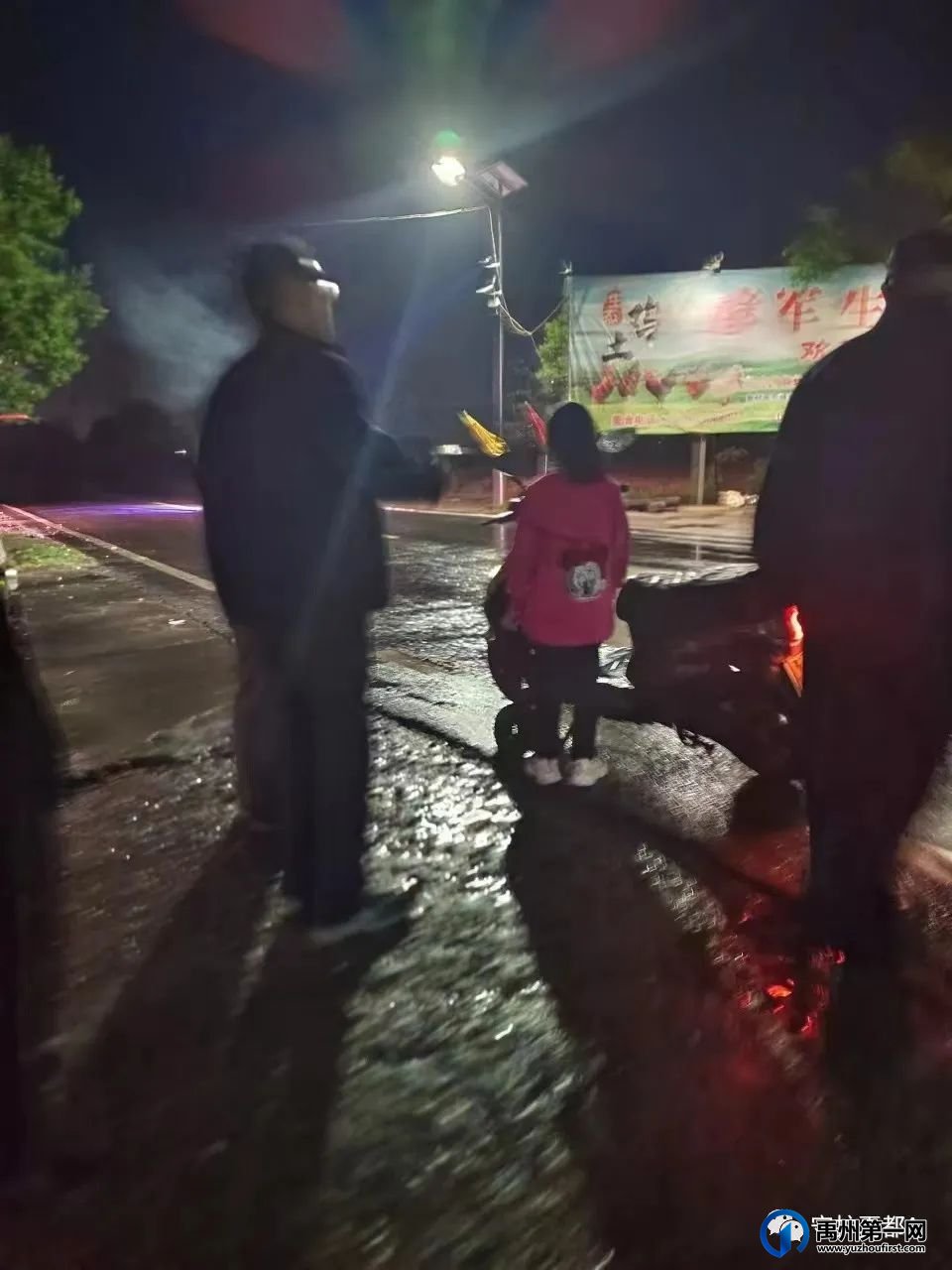 禹州8岁女孩儿赌气离家出走,风雨夜藏身桥洞 禹州8岁女孩儿赌气离家出走,风雨夜藏身桥洞