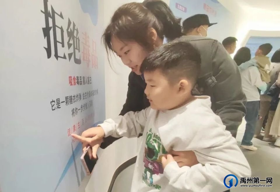 禹州:警娃进警营,直呼:进了“大观园”! 禹州:警娃进警营,直呼:进了“大观园”!