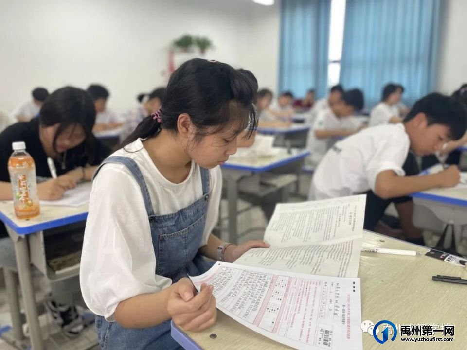 禹州南区学校期末进行时丨吹响冲锋号,冲刺期末考! 禹州南区学校期末进行时丨吹响冲锋号,冲刺期末考!