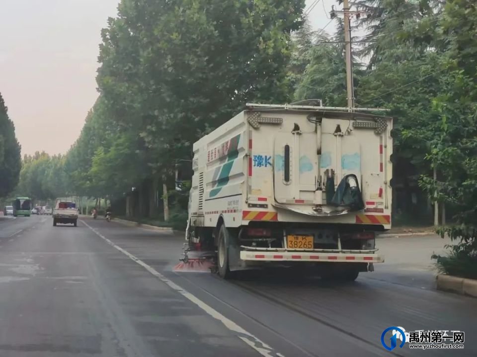 禹州环卫:环境整治不停歇 城市清洁美如画 禹州环卫:环境整治不停歇 城市清洁美如画