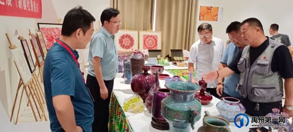 “钧窑万彩”--钧瓷烧制技艺项目优秀作品展走进新疆吐鲁番 “钧窑万彩”--钧瓷烧制技艺项目优秀作品展走进新疆吐鲁番