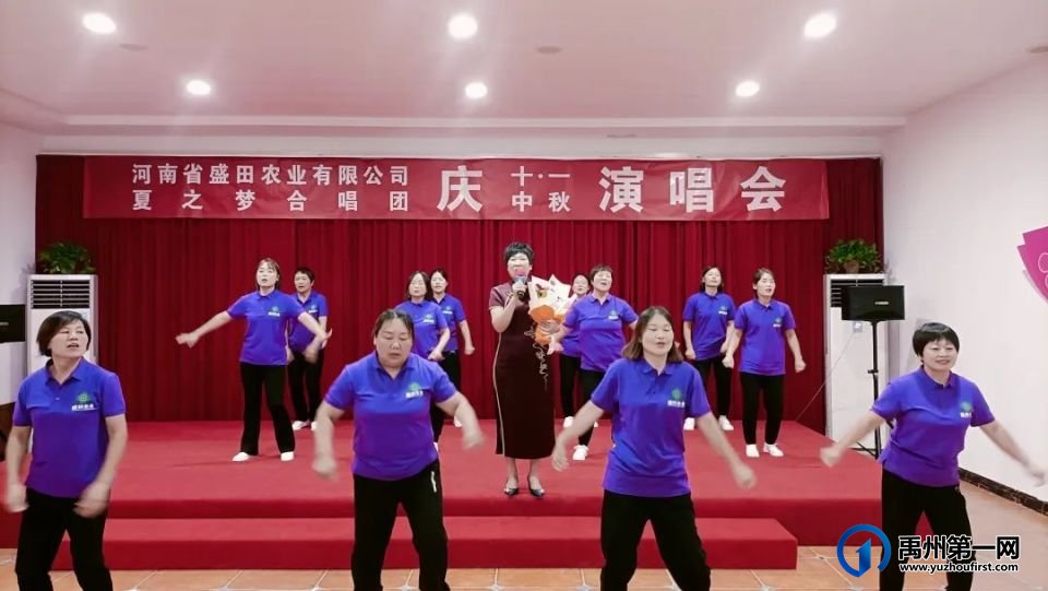 全国道德模范、好军嫂吴新芬和一级伤残军人丈夫王俊景共唱的这首歌感动了很多人 全国道德模范、好军嫂吴新芬和一级伤残军人丈夫王俊景共唱的这首歌感动了很多人