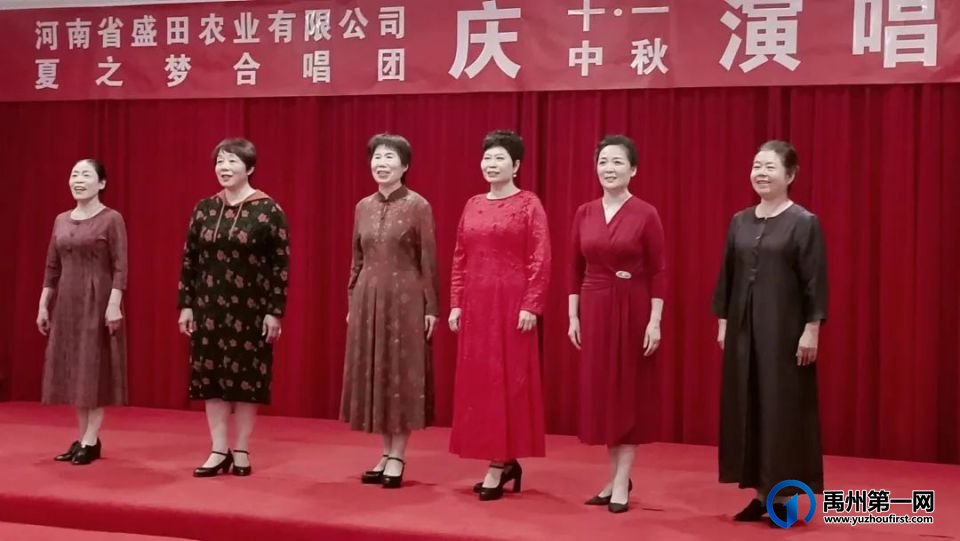 全国道德模范、好军嫂吴新芬和一级伤残军人丈夫王俊景共唱的这首歌感动了很多人 全国道德模范、好军嫂吴新芬和一级伤残军人丈夫王俊景共唱的这首歌感动了很多人