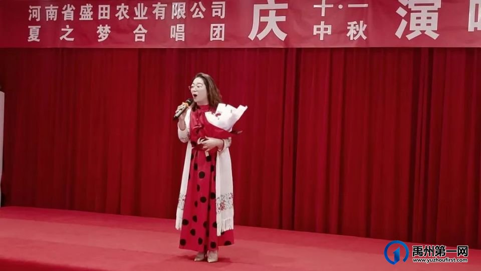 全国道德模范、好军嫂吴新芬和一级伤残军人丈夫王俊景共唱的这首歌感动了很多人 全国道德模范、好军嫂吴新芬和一级伤残军人丈夫王俊景共唱的这首歌感动了很多人
