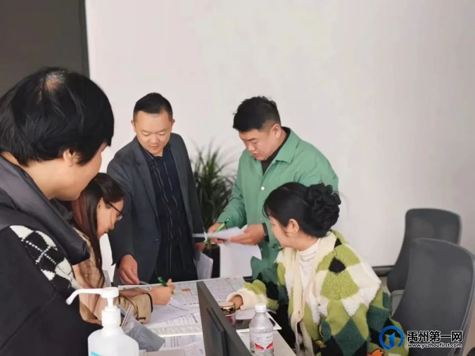 禹州市人社局成功举办2023年“就”在金秋,“职”面未来金秋招聘月系列活动! 禹州市人社局成功举办2023年“就”在金秋,“职”面未来金秋招聘月系列活动!