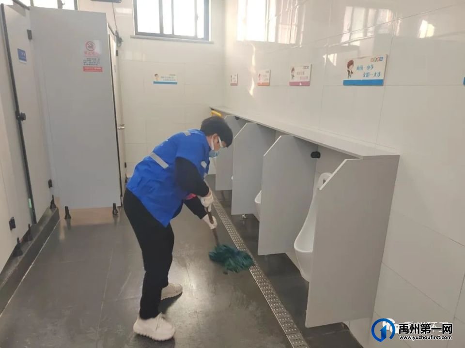 禹州环卫:深化清洁行动 提升城市颜值 禹州环卫:深化清洁行动 提升城市颜值