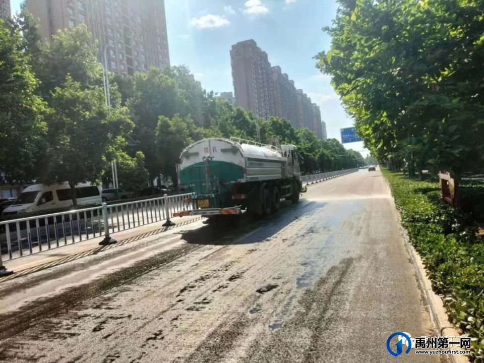 禹州环卫:深化清洁行动 提升城市颜值 禹州环卫:深化清洁行动 提升城市颜值