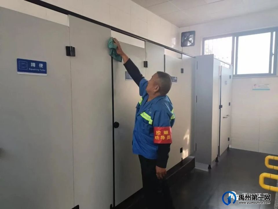 禹州环卫:深化清洁行动 提升城市颜值 禹州环卫:深化清洁行动 提升城市颜值