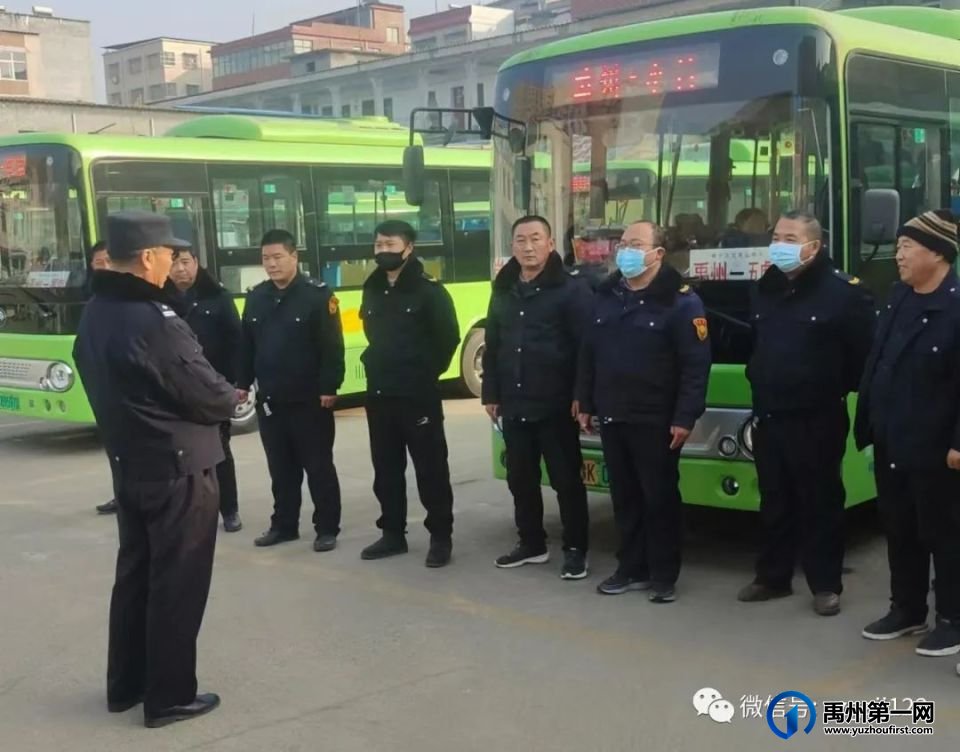 禹州全警守护!假日里,道路上,交警护航不打烊! 禹州全警守护!假日里,道路上,交警护航不打烊!