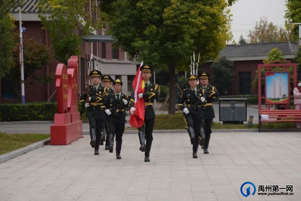 禹州中专|“消防安全记心间,抵制欺凌护校园”主题升旗仪式 禹州中专|“消防安全记心间,抵制欺凌护校园”主题升旗仪式