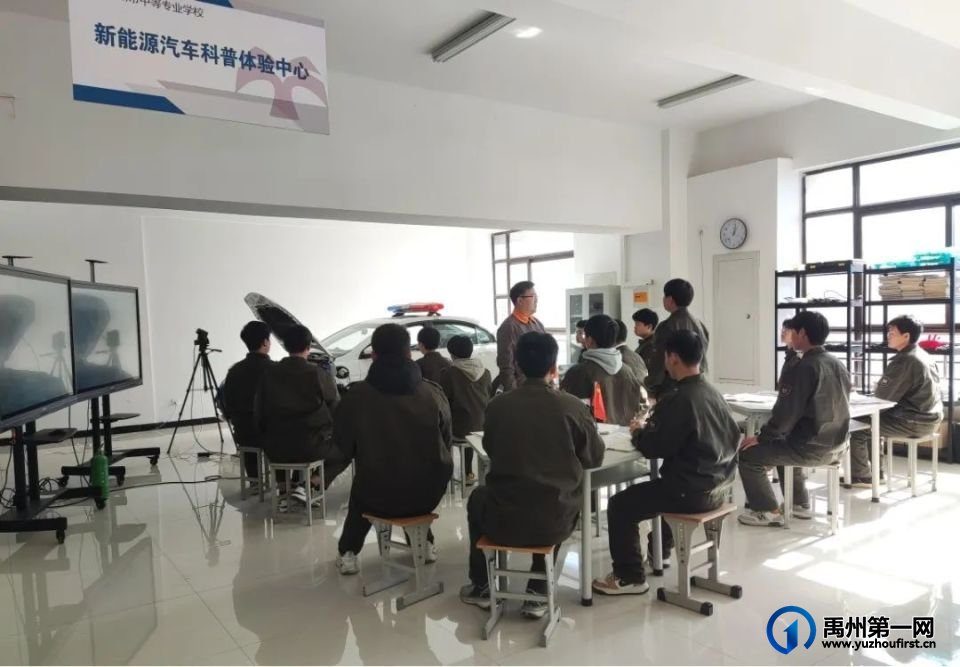 禹州中专|2024年许昌市中职学校优质课专家组莅临禹州中专复评听课