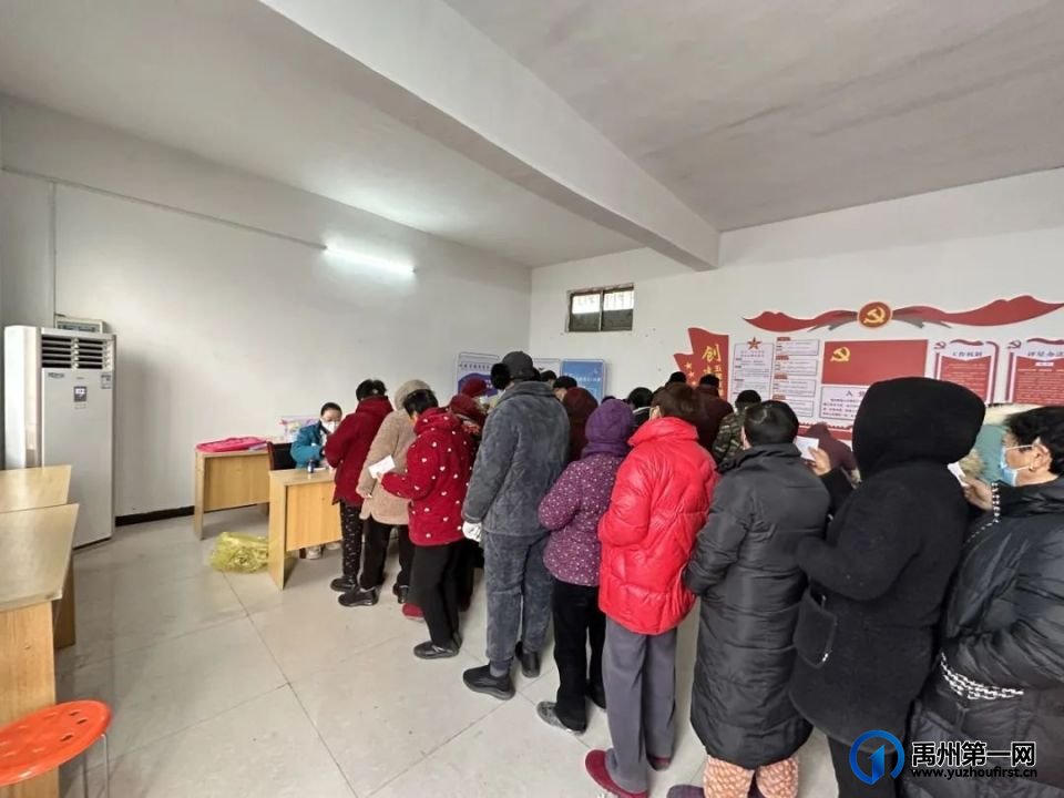 禹州市中心医院开展优秀专家下乡义诊活动 禹州市中心医院开展优秀专家下乡义诊活动