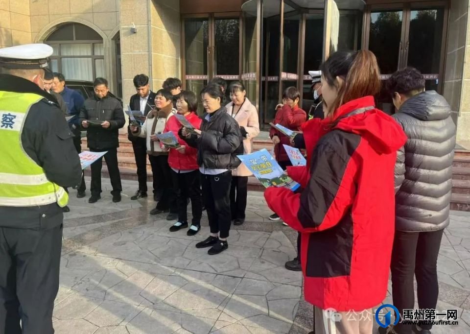 禹州警界：“乡”约冬季，“美丽乡村行”步履不停 筑牢安全第一防线