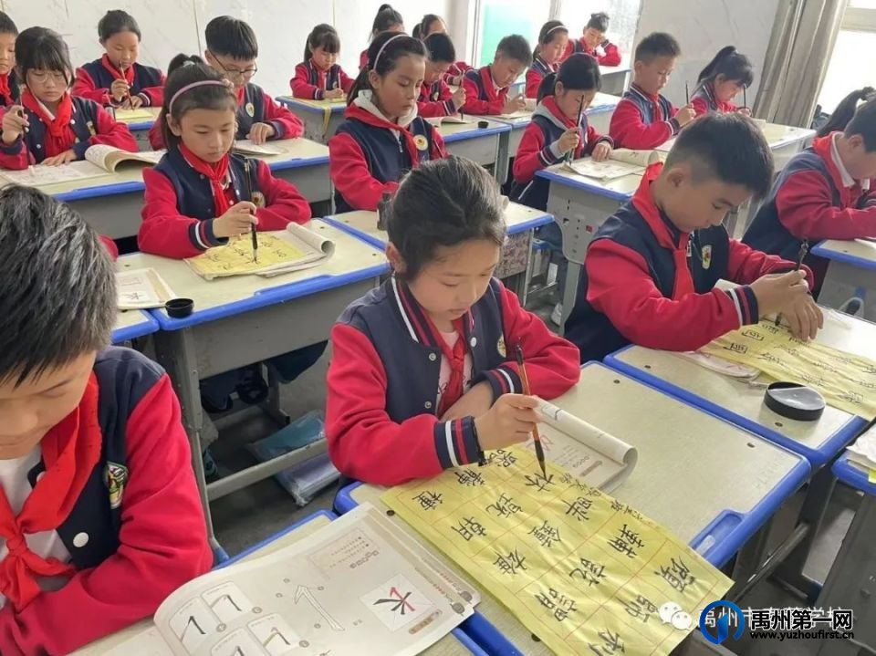 禹州市春蕾学校2025年春季招生简章