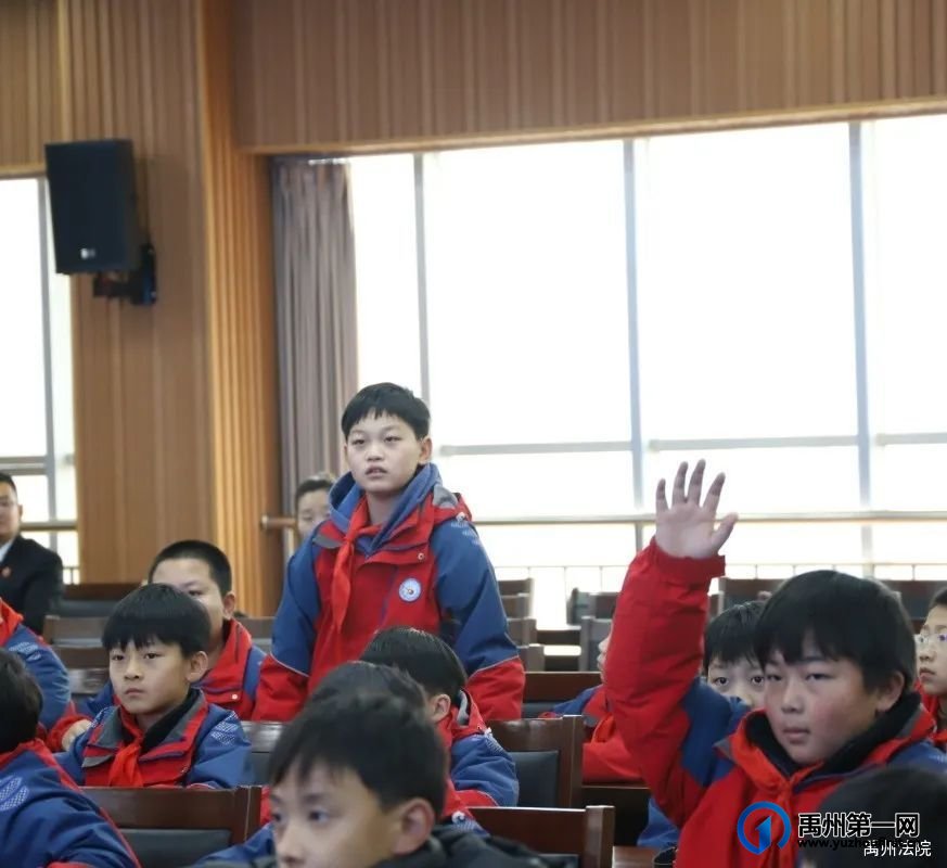 法润少年 护航成长——禹州法院举行“法院开放日”活动 法润少年 护航成长——禹州法院举行“法院开放日”活动