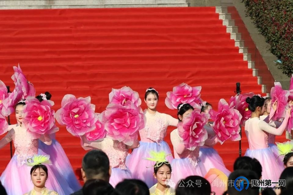 禹州一高举办2025年元旦文艺汇演 禹州一高举办2025年元旦文艺汇演