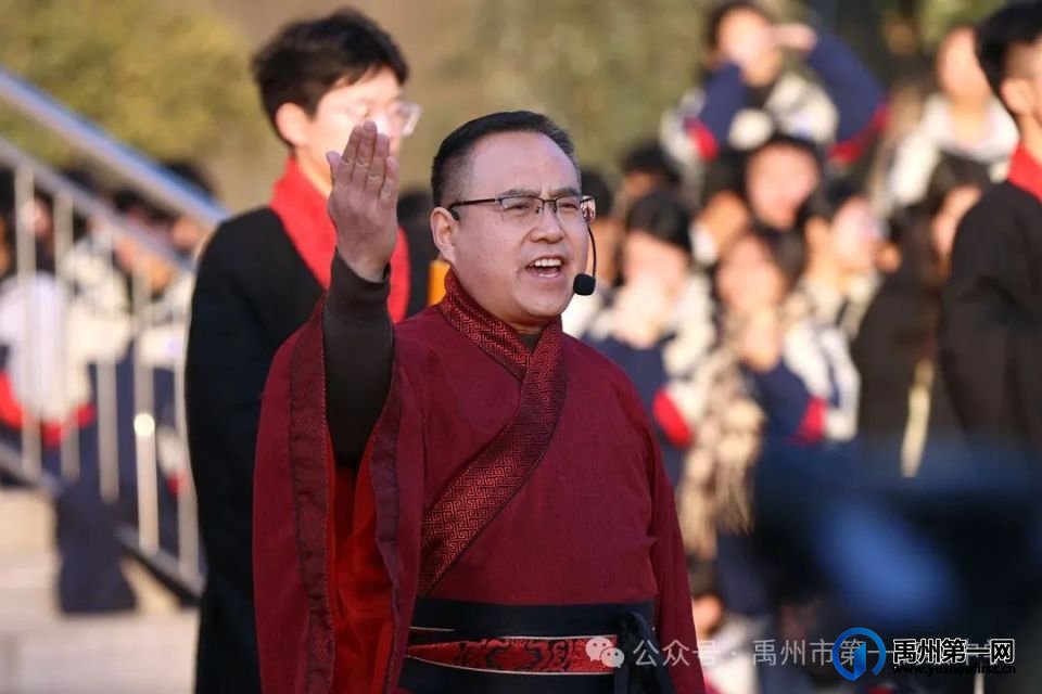 禹州一高举办2025年元旦文艺汇演 禹州一高举办2025年元旦文艺汇演