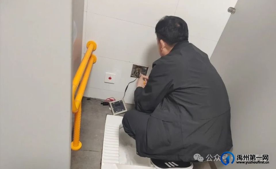 禹州环卫:坚守岗位不打烊 干干净净过新年