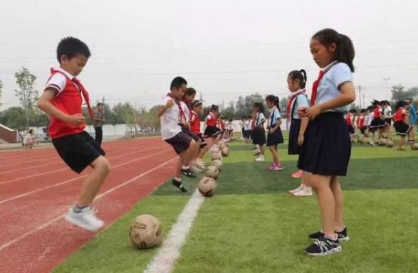 禹州有两所全国青少年校园足球特色学校