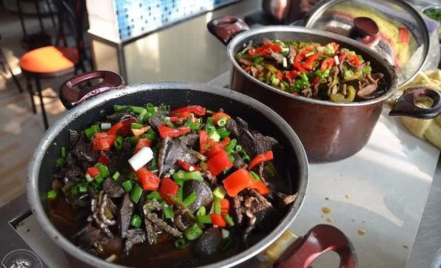 这一张烙馍卷菜在禹州流行三十年外地人都没尝过
