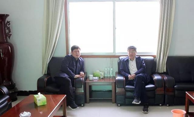 禹州市人民法院李红伟院长到无梁镇督促指导平安建设工作