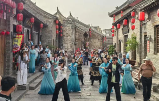 1759331304805348.jpg wechat_2025-10-01_230754_655.jpg