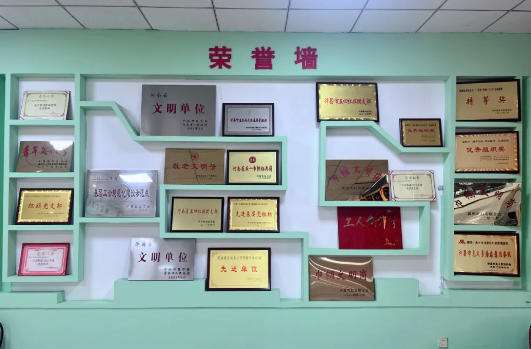 1763368337758948.jpg ScreenShot_2025-11-17_163158_368.jpg